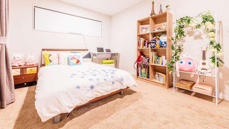 21 Quattro Avenue Flat Bush_15