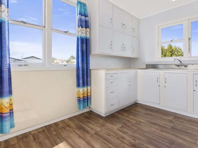 1/126 Levers Road Matua_10