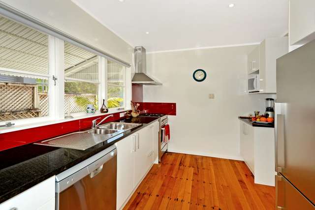 19 Raleigh Road Northcote_4