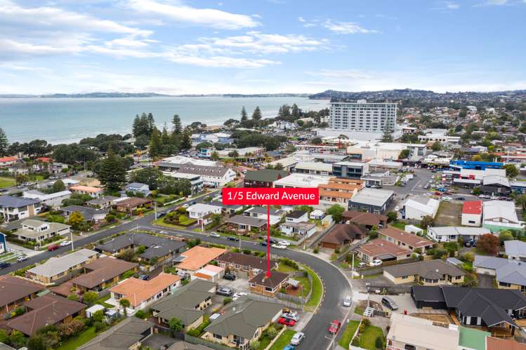 1/5 Edward Avenue Orewa_13