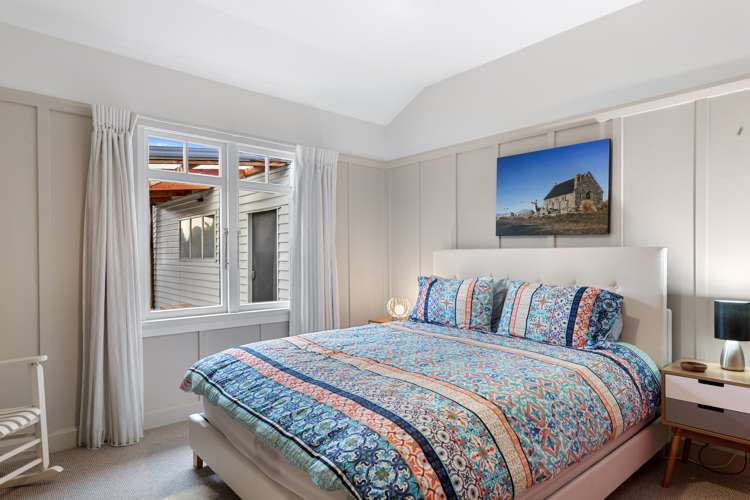 2 Church Street Amberley_11