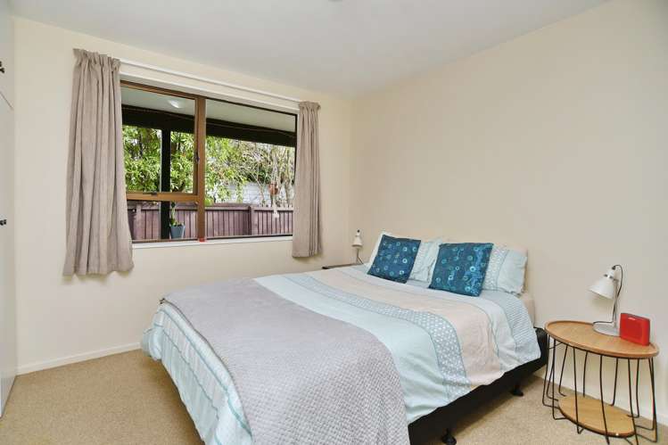 2/39 Randolph Street Woolston_12