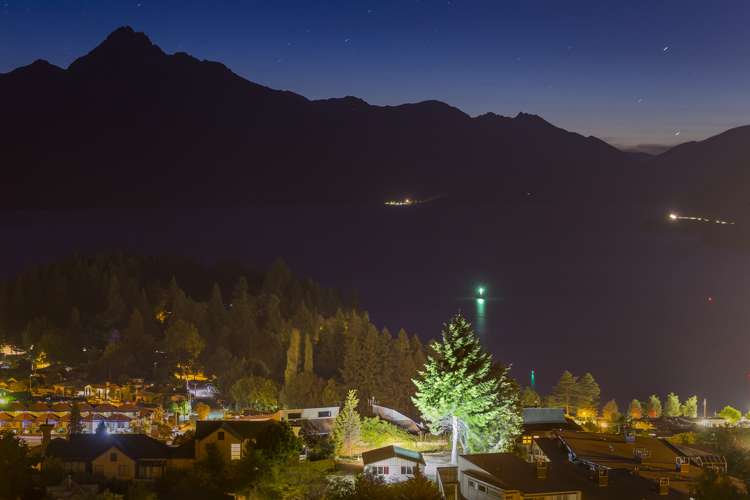 8 Kent Street Queenstown_6