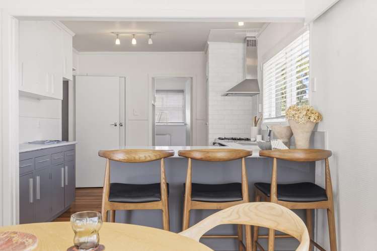 720A River Road Chartwell_9