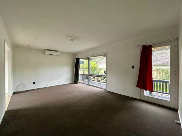 2/195 Buckland Road Mangere East_1
