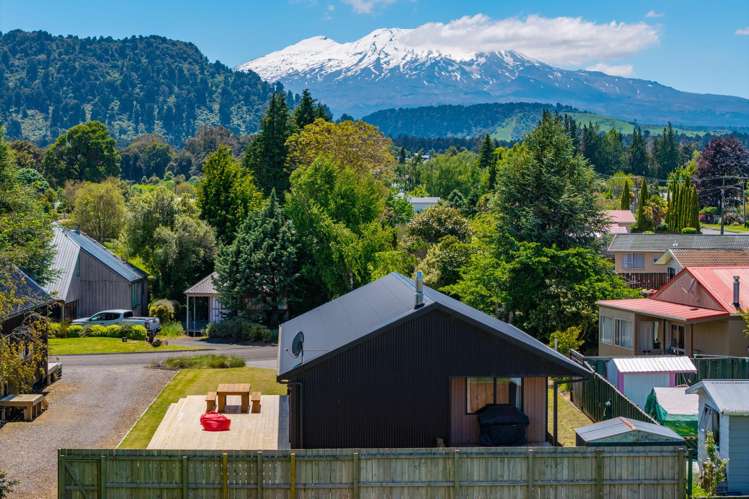 1 Awatea Place Ohakune_23