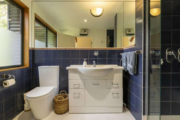 51 Chesham Avenue Waipahihi_16