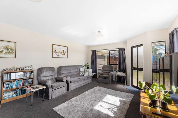 2/30 Andrew Street Stoke_6