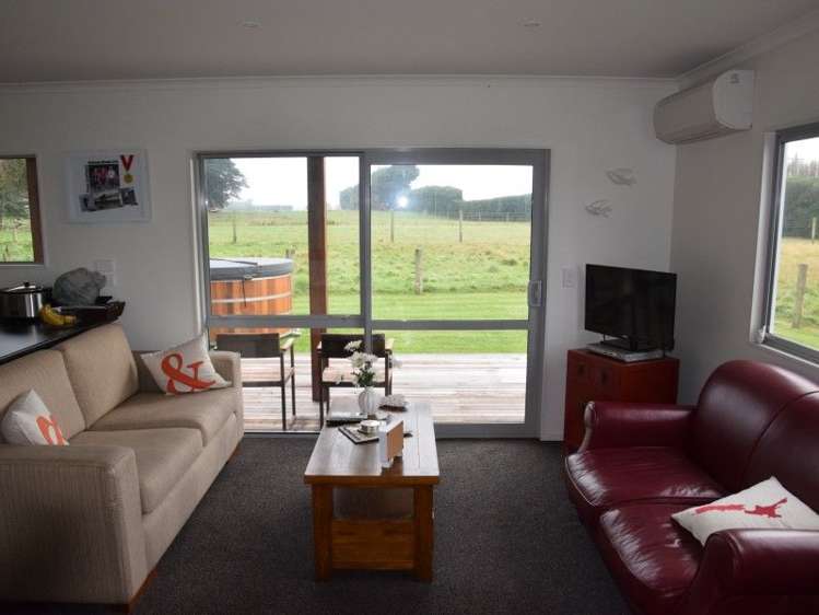 358 Bay Road West Plains_3