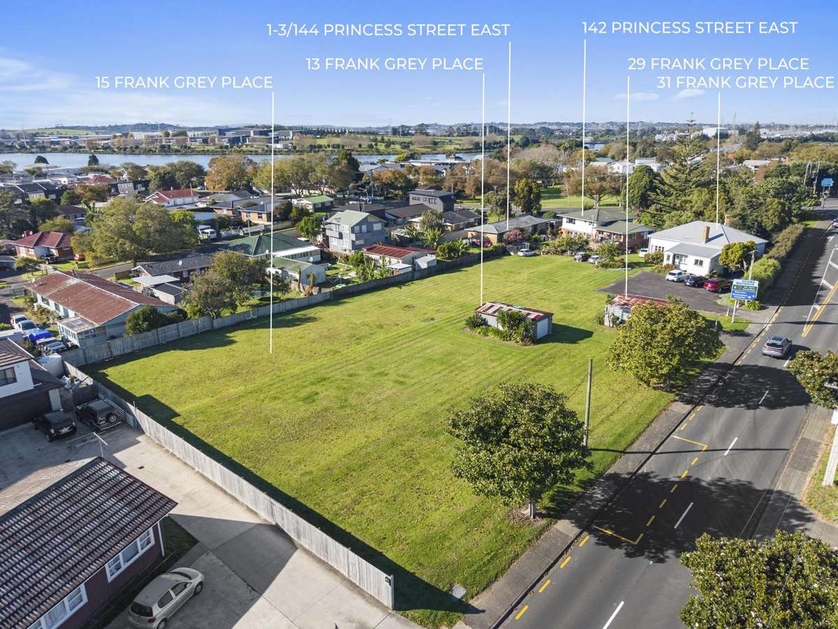 142 Princes St. East & Frank Grey Pl._2