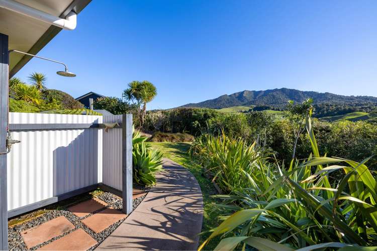 666 Te Hutewai Road Raglan_46