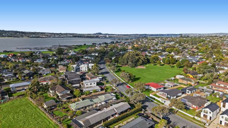 1/4 Andes Avenue Mangere Bridge_31