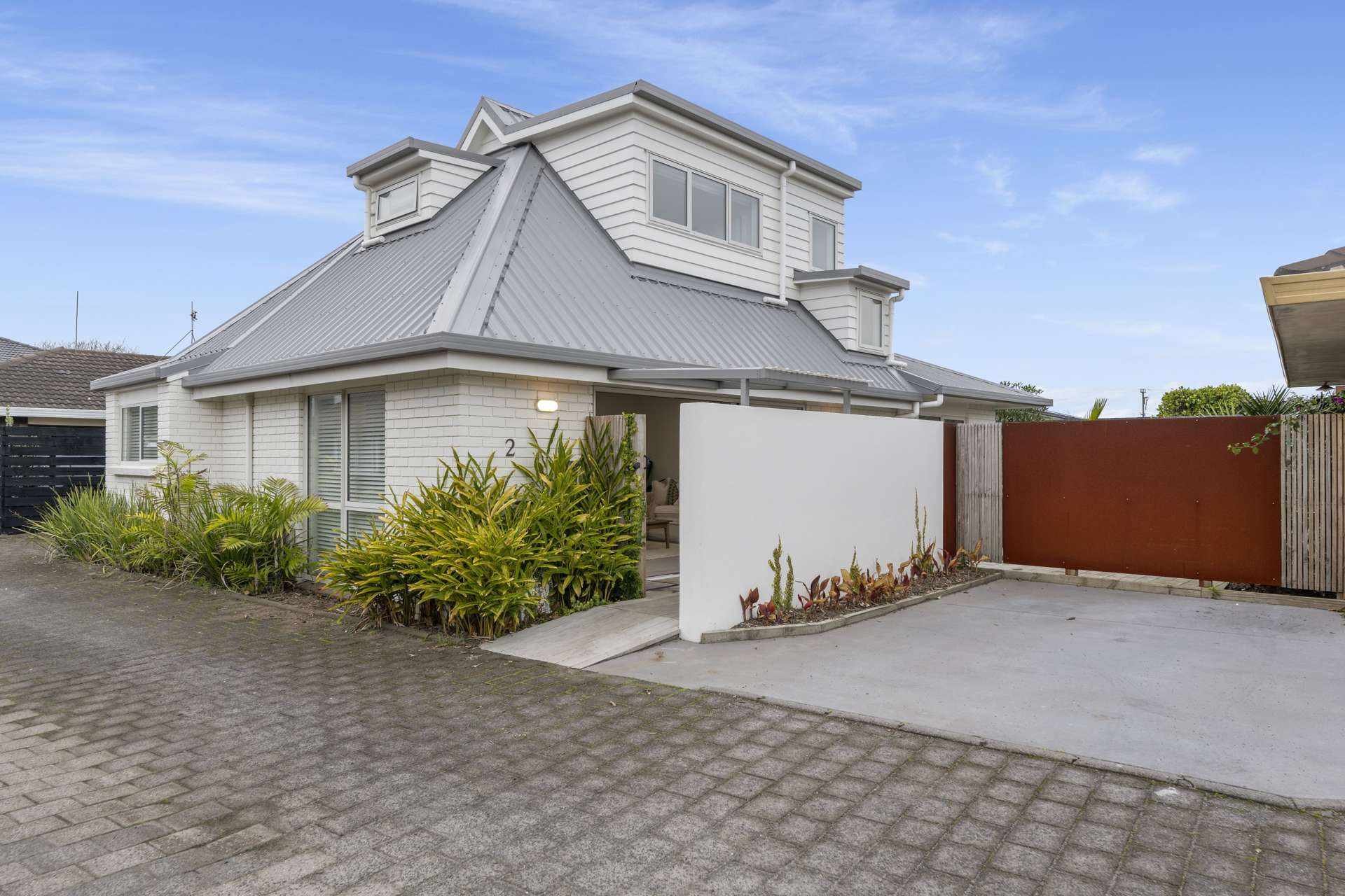 2/8 Terrace Ave Mt Maunganui_0