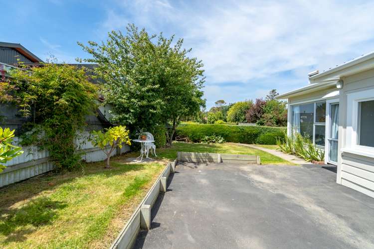 2 Pentland Street Karitane_24