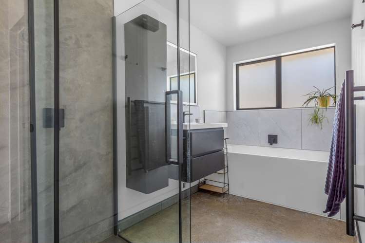 1266 West Coast Road West Melton_16