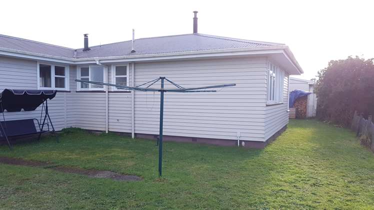 194 Weld Street Hokitika_9