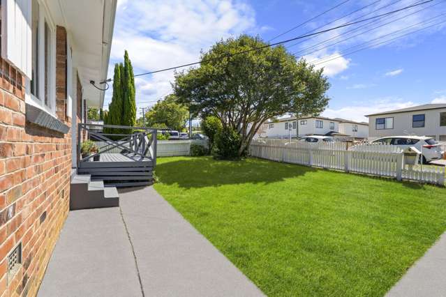 146 Seabrook Avenue New Lynn_4