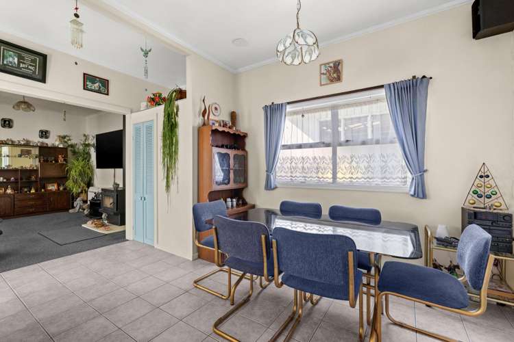 424 Massey Street Akina_14