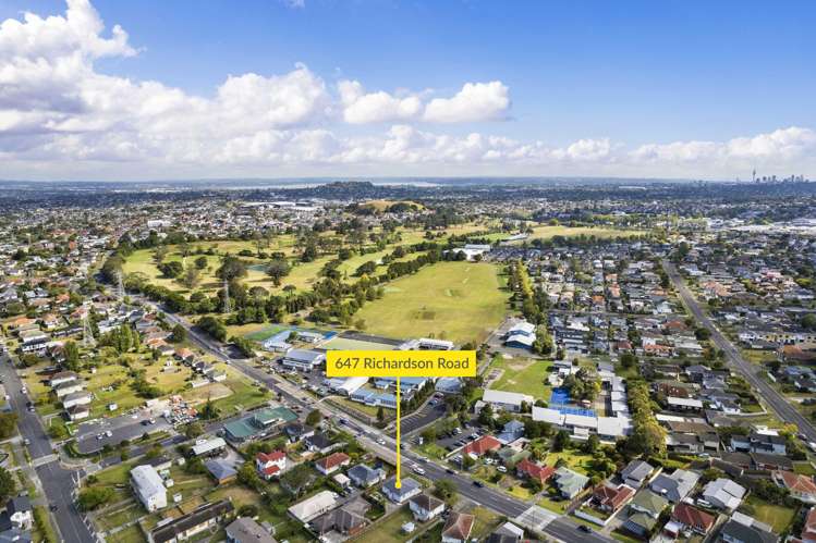 647 Richardson Road Mount Roskill_16