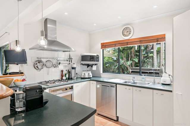 2/61 Selwyn Crescent Forrest Hill_3