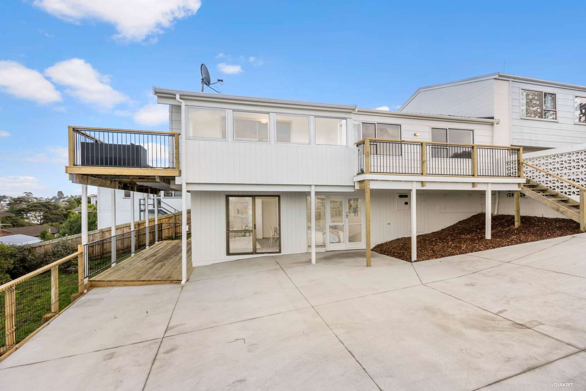 2/81 Target Road Totara Vale_0