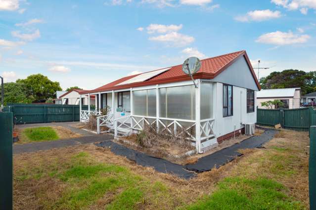 4 Ireland Place Ranui_1