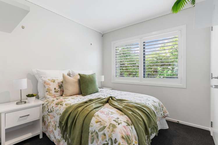 11 Poplar Grove Ebdentown_13