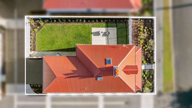 7A Waitikiri Drive Parklands_15