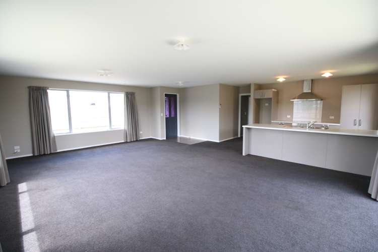 23a Saunders Road Allenton_7