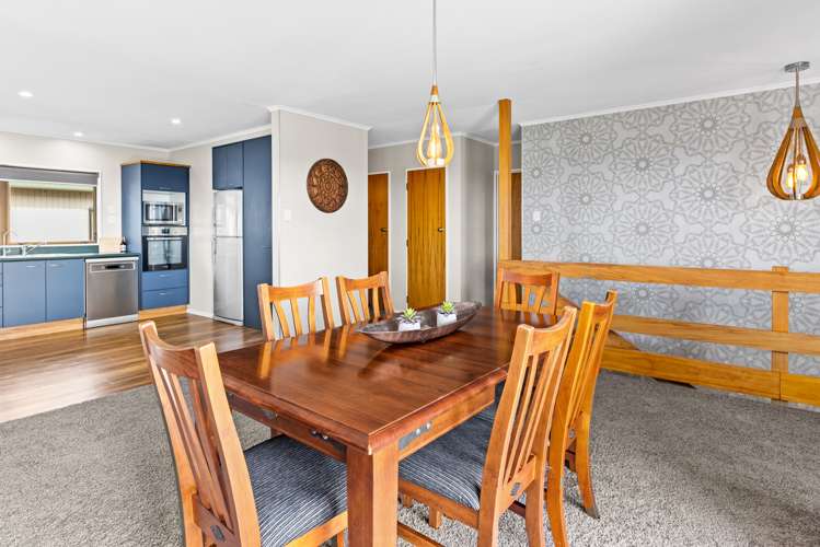 58 Churchill Drive Taradale_6