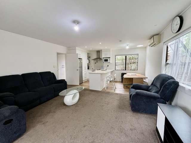 1/95 Hobsonville Road West Harbour_2