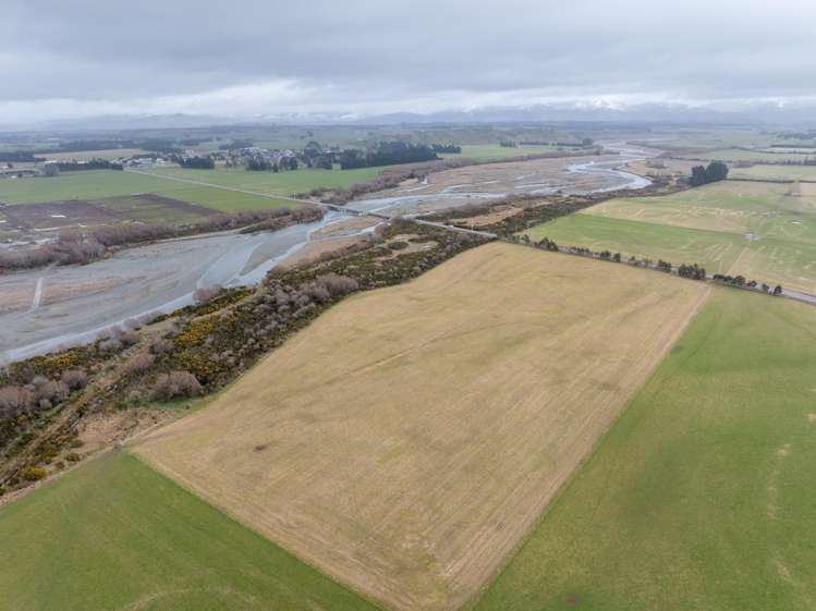 199 Mossburn Five Rivers Road Te Anau Surrounds_5