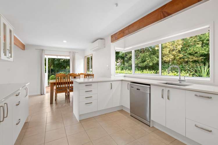 24 Sarah Todd Lane Waimauku_1