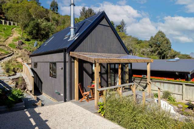 56 Hawkhurst Road Lyttelton_1