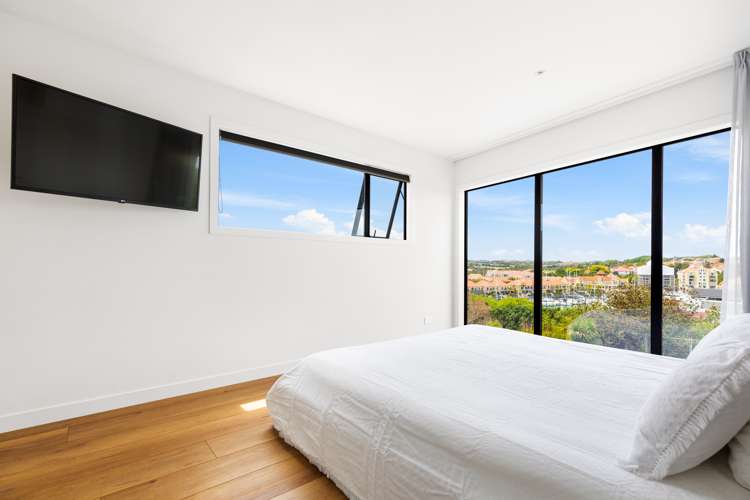 9 Laguna Place Matakatia_14