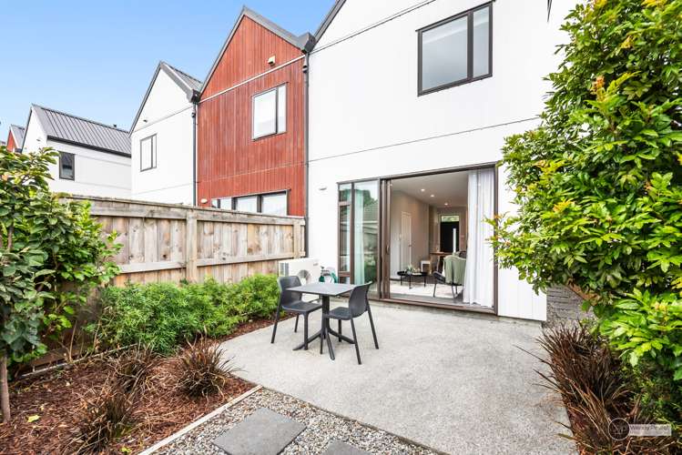 19 Ron Deal Way Epuni_12