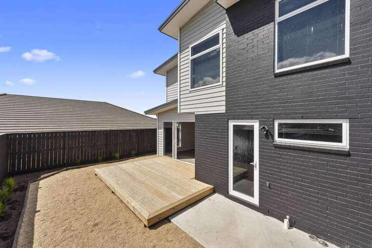2/120 Horsham Downs Road 2612_19
