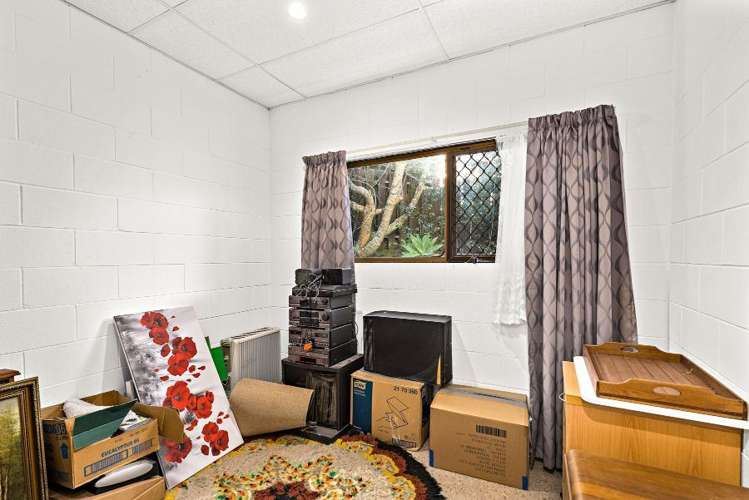 6 Fayette Place Te Atatu South_15