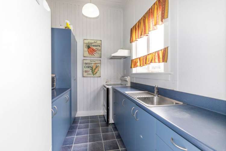 76 Bay View Road South Dunedin_14