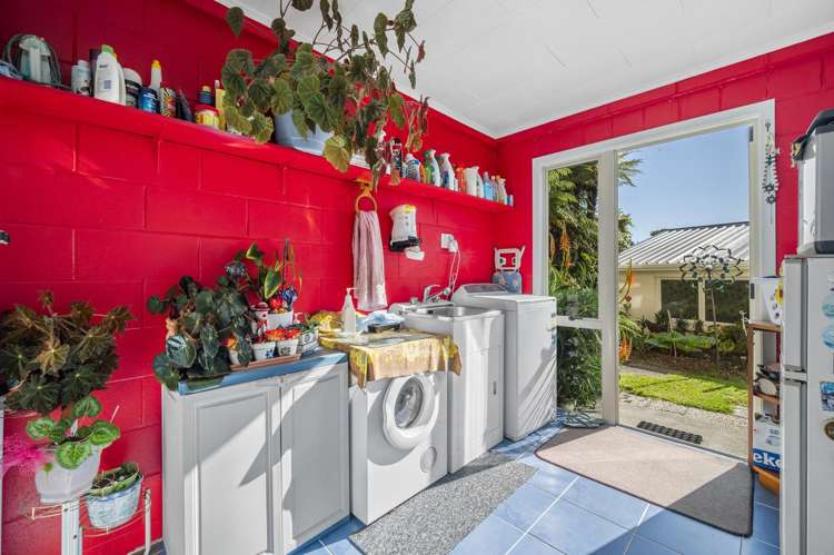 79 Utuhina Road Springfield_18