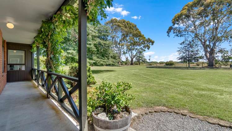 73 Chinnerys Road Woodend_19