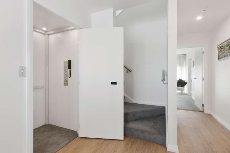 82 Meeanee Quay Westshore_13