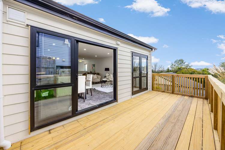 61 Joseph Street Flat Bush_11