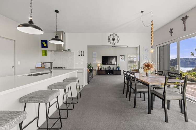 5C Sunshine Rise Raglan_9