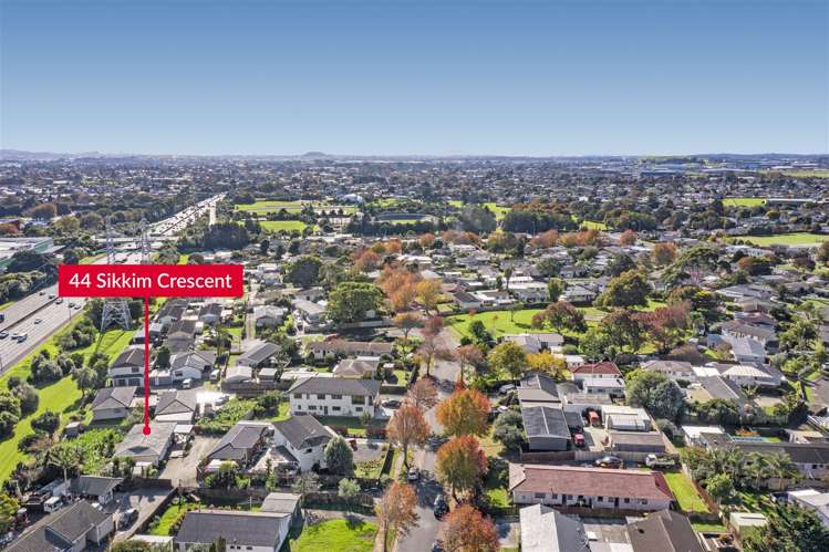 44 Sikkim Crescent Clover Park_5