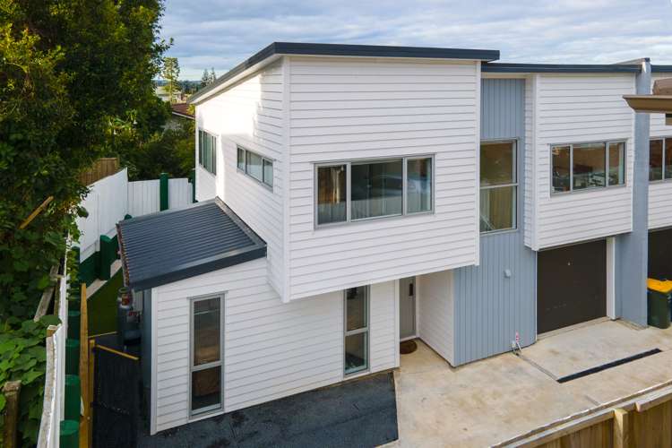 20D Kelwyn Road Kelston_17