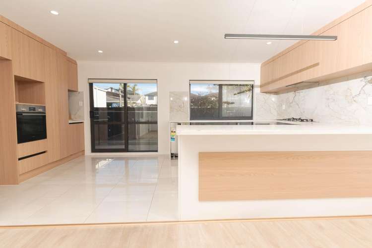 5/7 Glen Road 1774_2