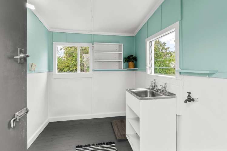 3 Kaira Street Sawyers Bay_16