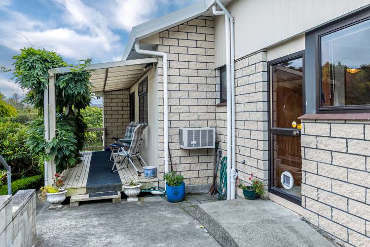 2/7 Waipori Place Glenwood_18