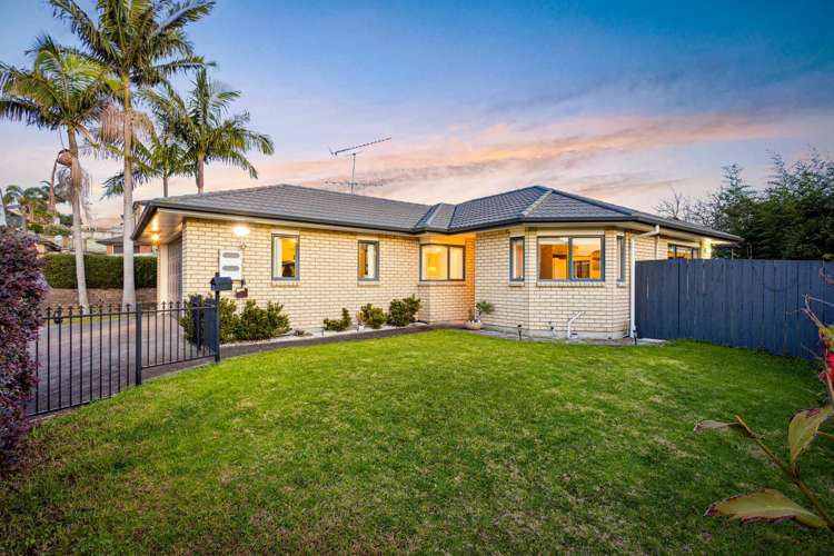 3 Claywest Place Glen Eden_17